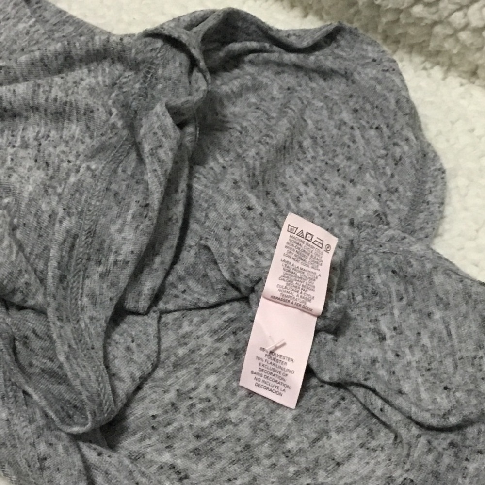 Victoria’s Secret Gray Sleep-shirt XSmall Long Sleeve - Picture 8 of 10